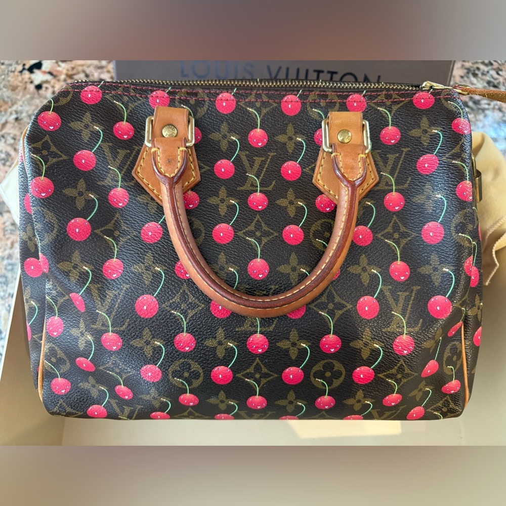 Louis Vuitton Monogram Cerises Speedy 25 - Picture 4 of 15